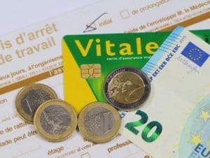 Attestation de carte vitale : Comment obtenir une attestation sécurité sociale, à quoi sert-elle et quand la fournir ?