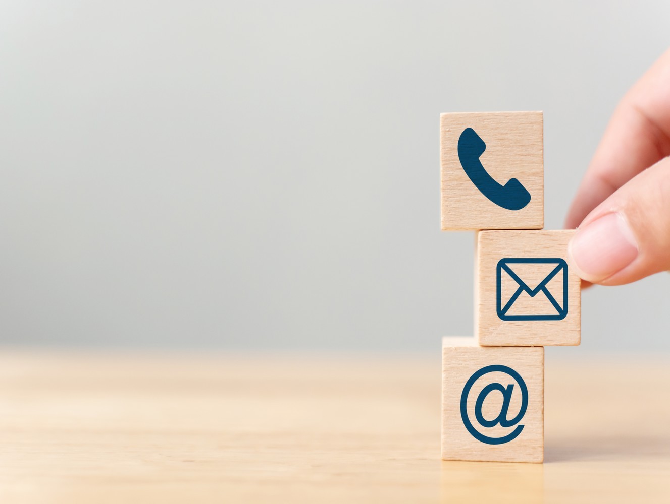 Comment contacter la CAF : Numéro de téléphone, mail, adresse CAF ou directement en agence
