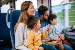 Carte famille nombreuse SNCF : des réductions pour voyager en train en famille