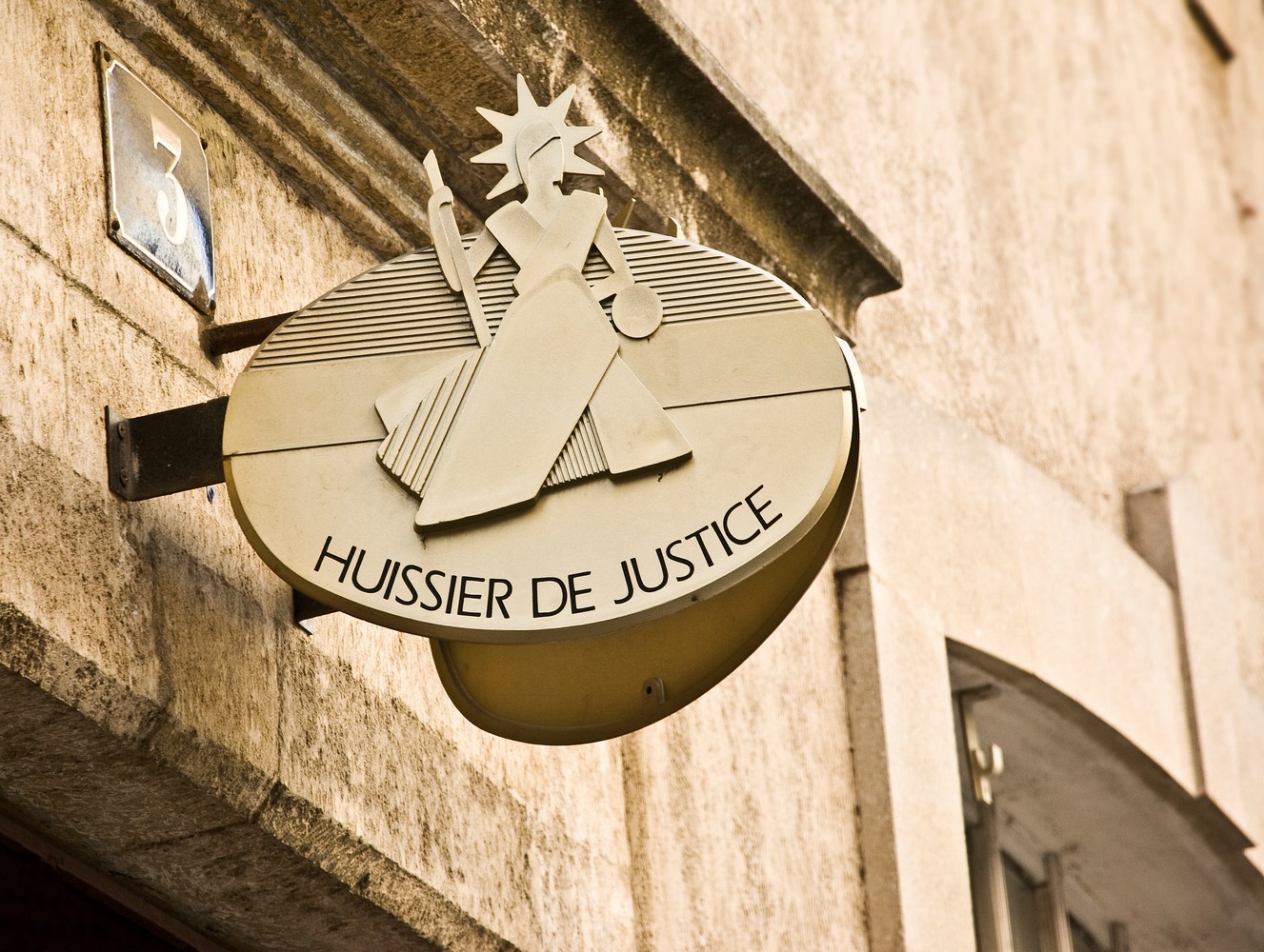 saisie de voiture par huissier de justice