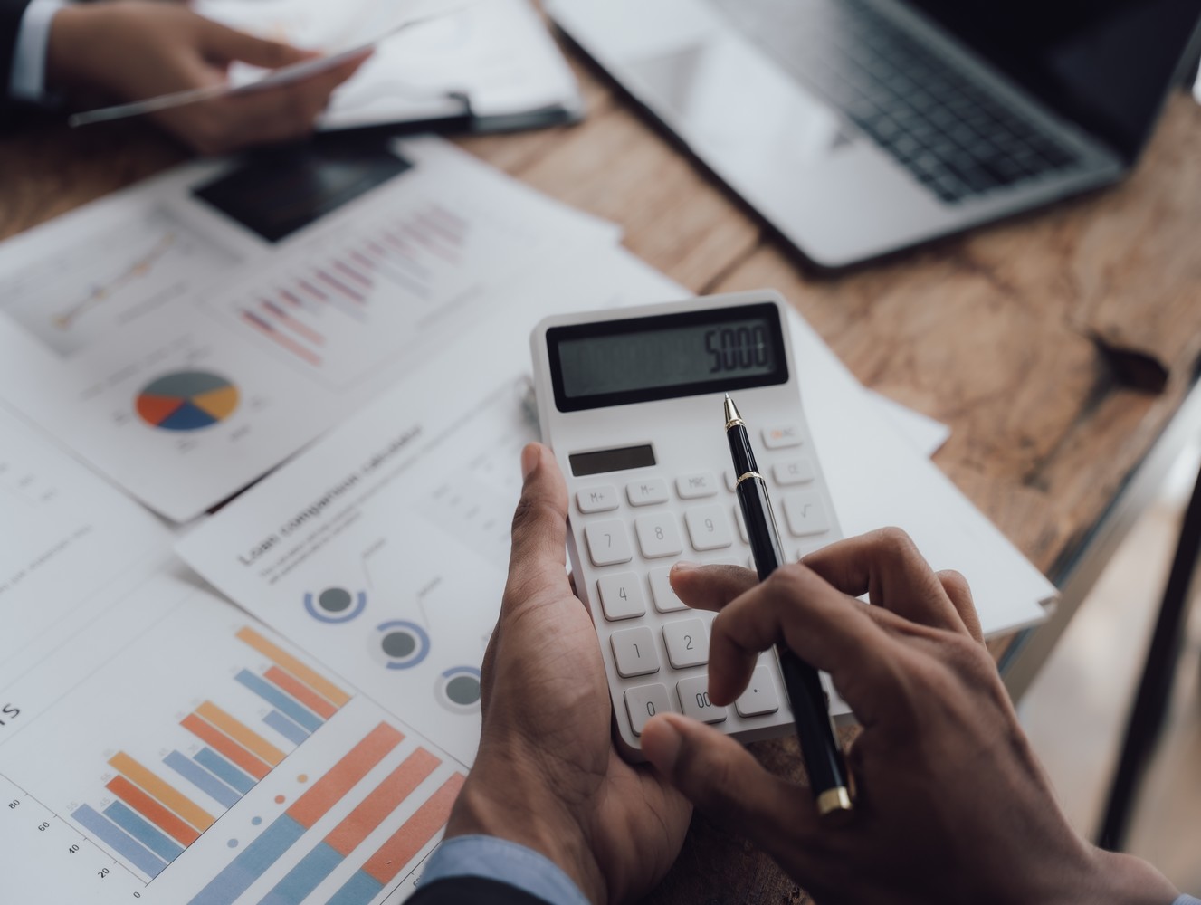 Salaire fonctionnaire 2025 calcul et éléments pris en compte AideSociale.fr