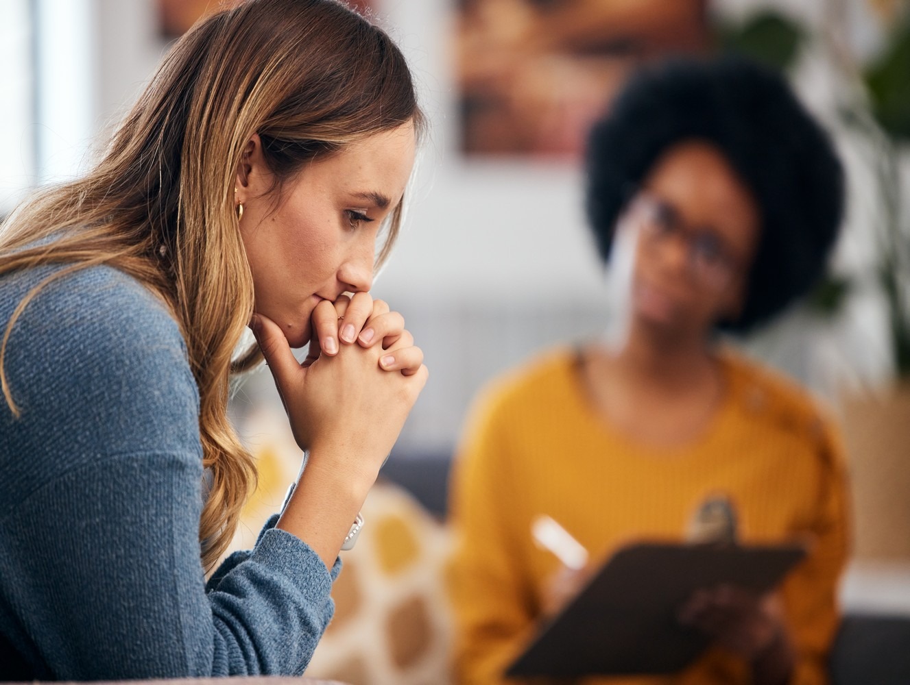 Quels sont les différents minima sociaux existants ? À qui s’adressent-ils ? Combien y a-t-il de bénéficiaires ?