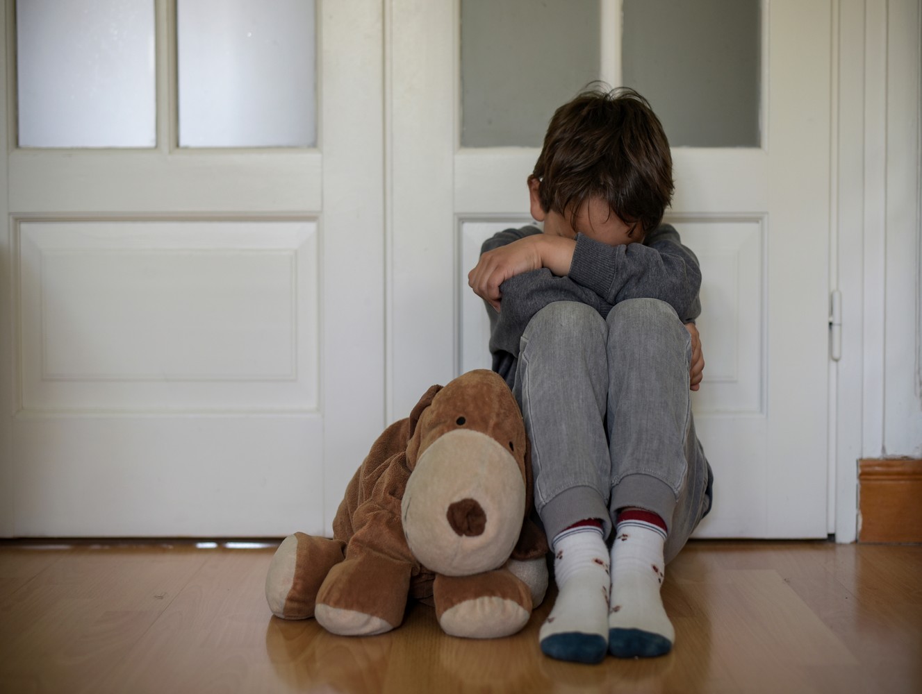 Signalement enfance en danger : que faire quand un enfant est battu, victime de violences sexuelles ou maltraité ? Qui contacter ?