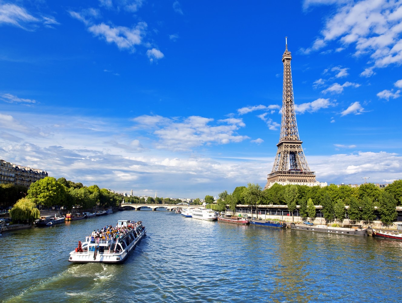 Vacances scolaires Paris en 2025 le calendrier officiel AideSociale.fr