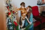 Prime de Noël en garde alternée : comment en bénéficier et quel montant attendre ?