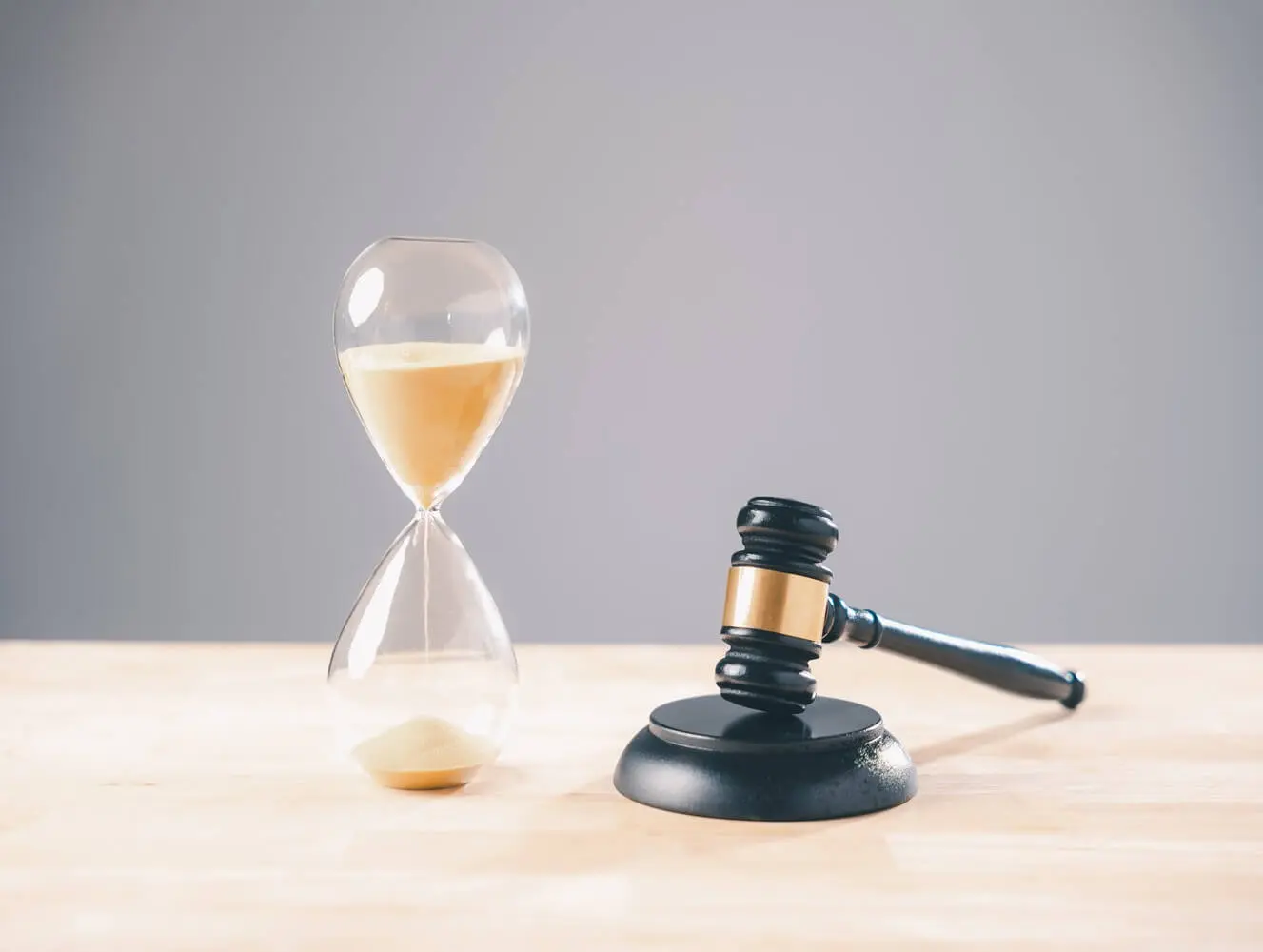 combien de temps un huissier peut réclamer une dette