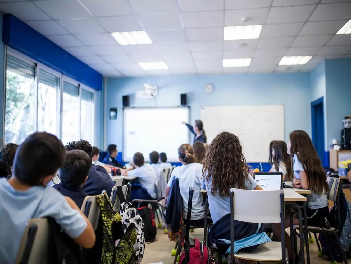 Aide à la scolarité